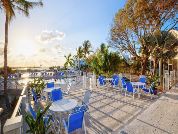Four Bedroom Oceanfront Vacation Condo in Key Largo Sleeps 8